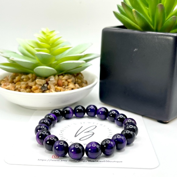 Dark Purple Tigers Eye Beaded Bracelet - Picture 5 of 7